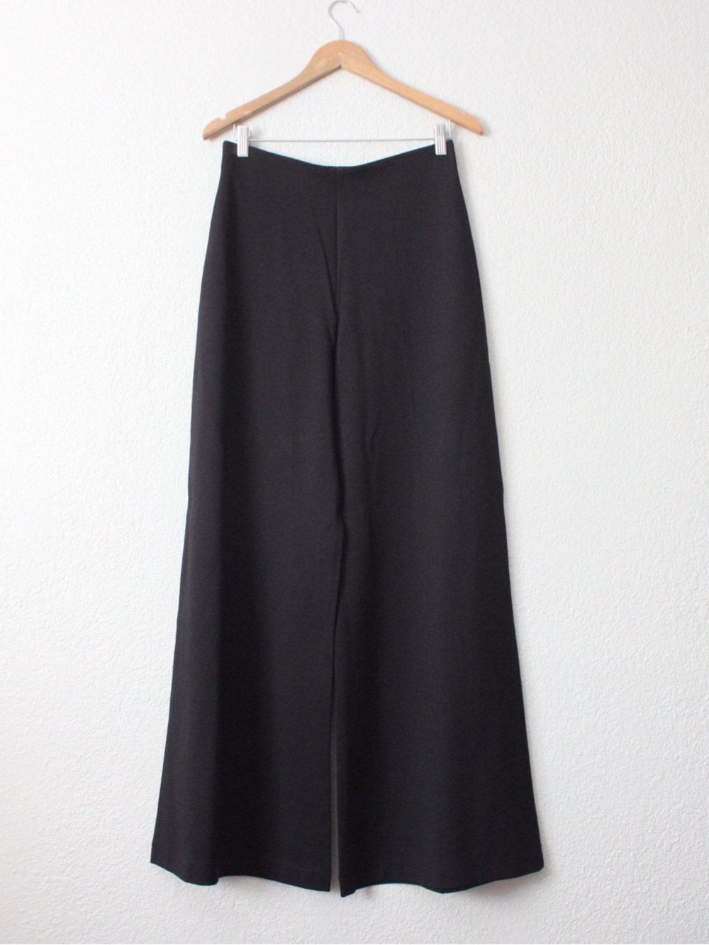 Quince Ultra-Stretch Ponte Super Wide Leg Pants - Picture 4 of 10